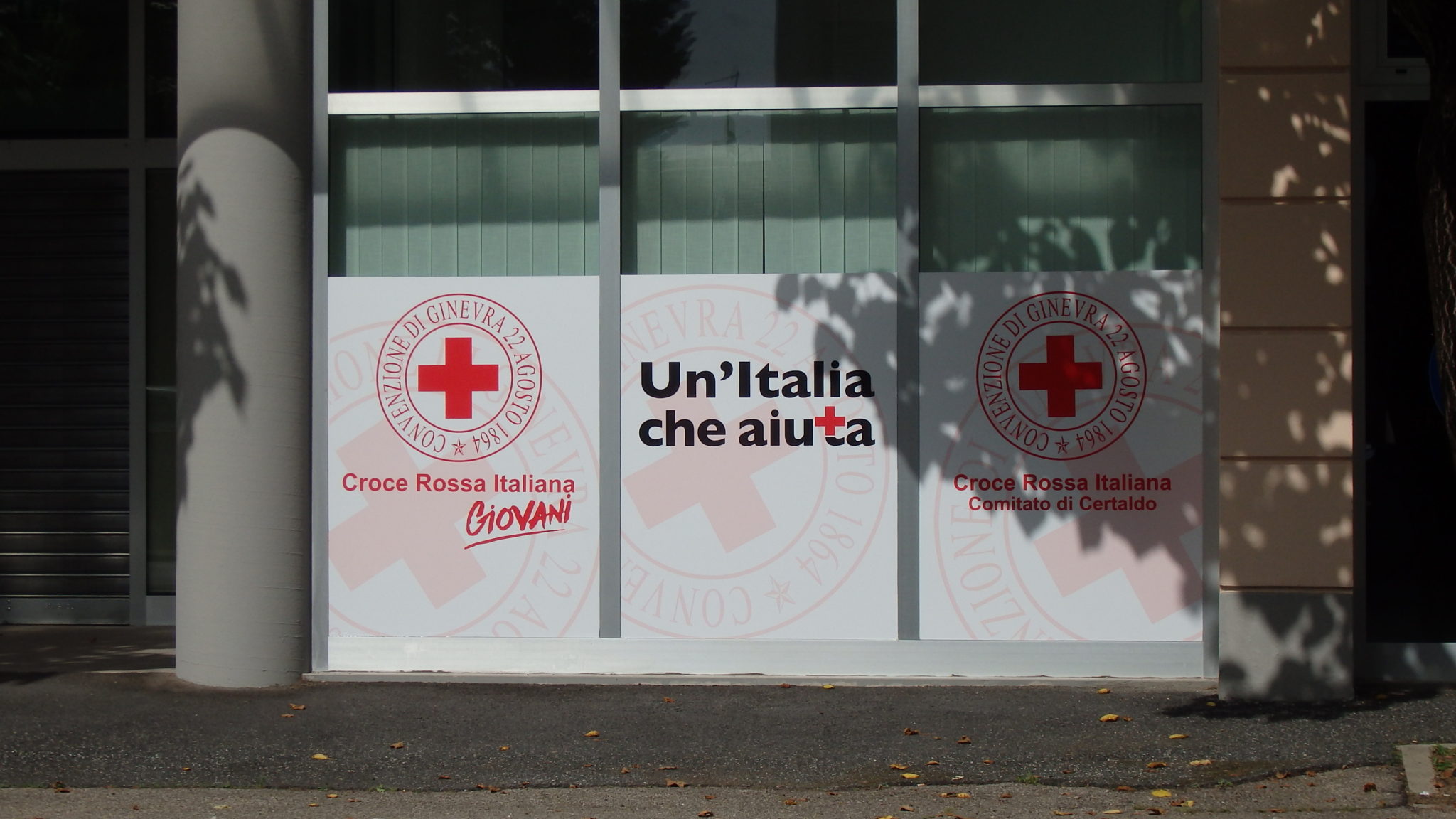 Facciata della sede CRI di Via Turati, Certaldo